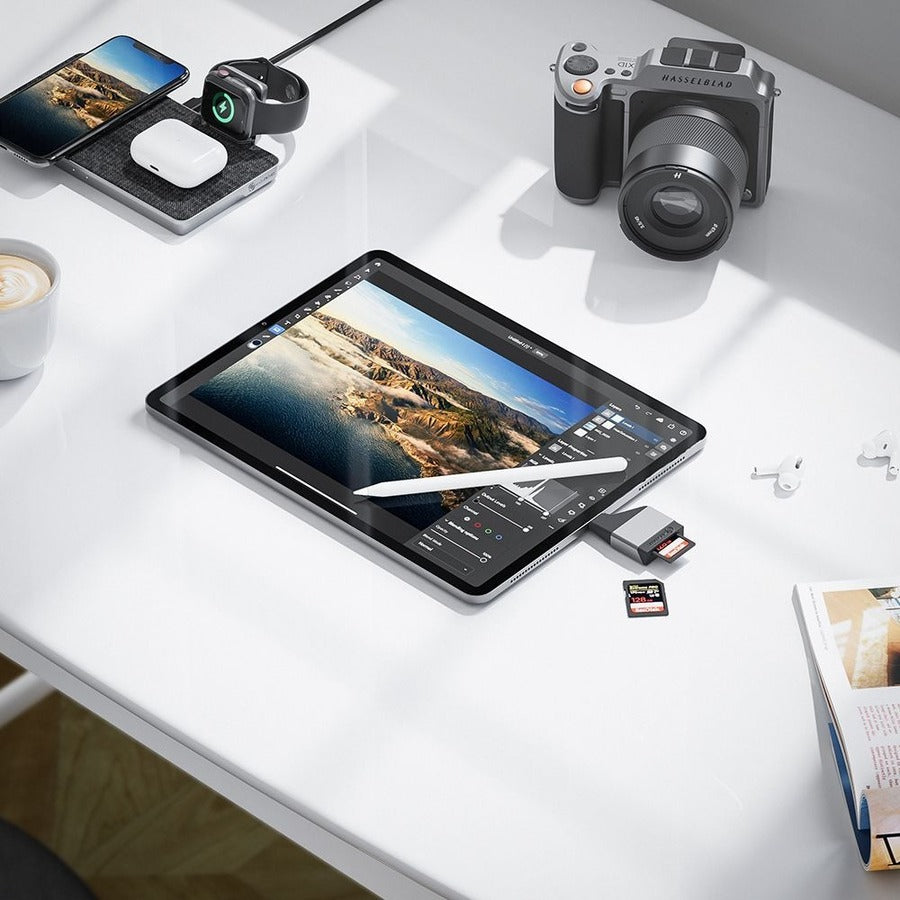 ULTRA MINI USB-C MALE TO SD AND MICRO SD CARD READER FEMALE ADAPTER